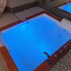 hydrosuite.hotelitalianriviera.com/