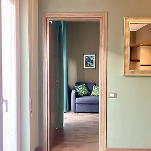 cinque-terre-the-arcade-apartment-two-bathrooms.hotelitalianriviera.com/