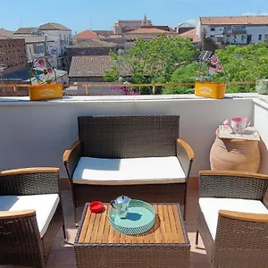 a-casuzza-al-centrocon-terrazzino-privato.sicilyhotelsitaly.net/